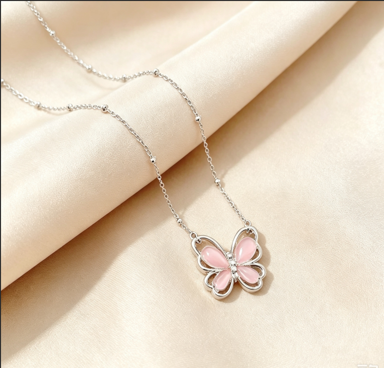 Minimalist High-end Strawberry Quartz Butterfly Pendant, Dainty Clavicle Necklace For Women
