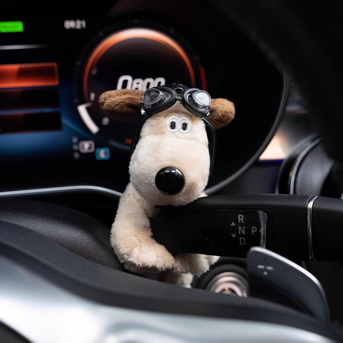 Cute Plush Dog Doll Car Dashboard Decor, Adorable Auto Interior Ornament