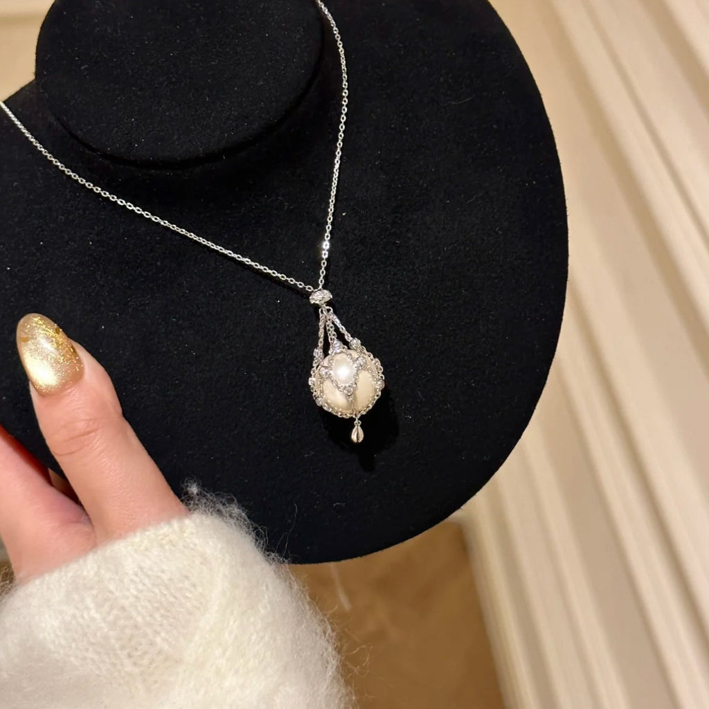 Dreamcatcher Sparkling Diamond Inlaid Mesh Pearl Necklace